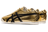 Vista em detalhe do Onitsuka Tiger Onitsuka Tiger Mexico 66 Pure Gold Black Dourado mostrando textura do material e acabamento