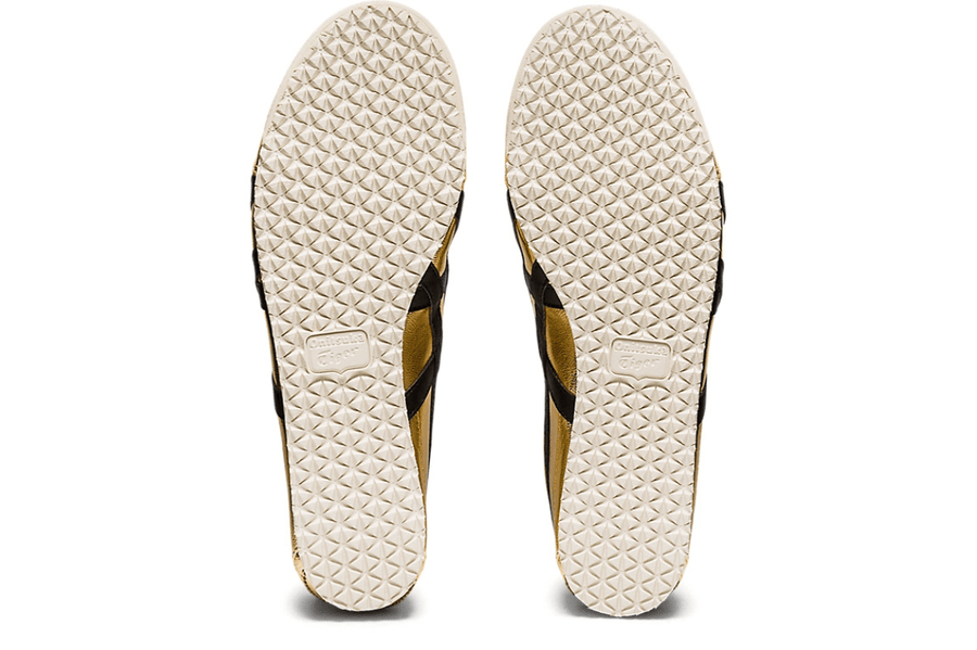 Vista na caixa do Onitsuka Tiger Onitsuka Tiger Mexico 66 Pure Gold Black Dourado mostrando embalagem original da marca