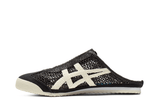 Vista lateral do Onitsuka Tiger Onitsuka Tiger Mexico 66 Sabot Black Cream mostrando design do cabedal e logo da marca