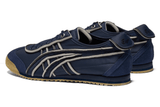 Vista superior do Onitsuka Tiger Onitsuka Tiger Mexico 66 SD Exposed Foam Peacoat mostrando abertura, lingueta e cadarços