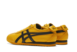 Vista superior do Onitsuka Tiger Onitsuka Tiger Mexico 66 SD Kill Bill mostrando abertura, lingueta e cadarços