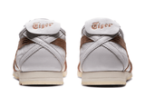 Vista frontal do Onitsuka Tiger Onitsuka Tiger Mexico 66 SD White/Rose Gold mostrando biqueira e costuras