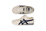 Vista frontal do Onitsuka Tiger Onitsuka Tiger Mexico 66 Slip-On Kids Birch/Midnight mostrando biqueira e costuras