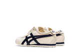 Vista superior do Onitsuka Tiger Onitsuka Tiger Mexico 66 Slip-On Kids Birch/Midnight mostrando abertura, lingueta e cadarços