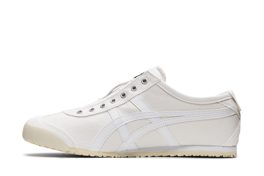 Vista lateral do Onitsuka Tiger Onitsuka Tiger Mexico 66 Slip-On White mostrando design do cabedal e logo da marca