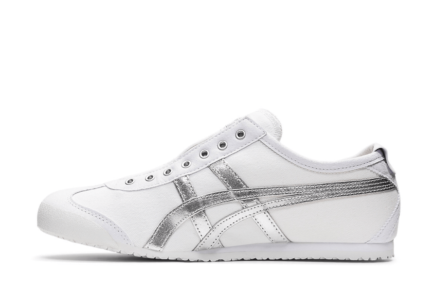 Vista lateral do Onitsuka Tiger Onitsuka Tiger Mexico 66 Slip-On White Pure Silver Prateado mostrando design do cabedal e logo da marca