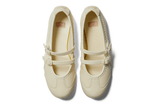Vista frontal do Onitsuka Tiger Onitsuka Tiger Mexico 66 TGRS Ivory/Cream mostrando biqueira e costuras