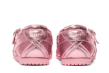 Vista frontal do Onitsuka Tiger Onitsuka Tiger Mexico 66 TGRS Pink Cameo/Cotton Candy Glitter Pack mostrando biqueira e costuras