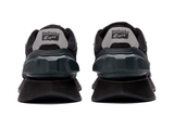 Vista superior do Onitsuka Tiger Onitsuka Tiger Moage Black Carrier Grey mostrando abertura, lingueta e cadarços