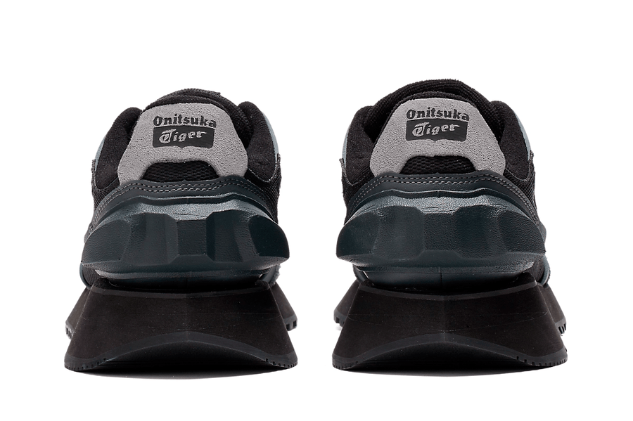 Vista superior do Onitsuka Tiger Onitsuka Tiger Moage Black Carrier Grey mostrando abertura, lingueta e cadarços