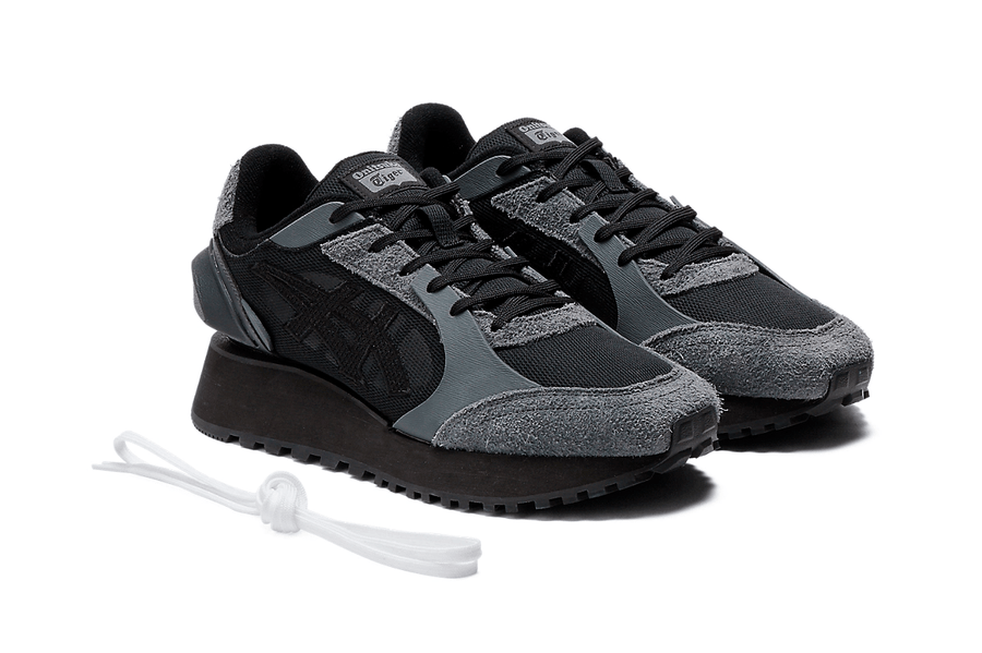 Vista em detalhe do Onitsuka Tiger Onitsuka Tiger Moage Black Carrier Grey mostrando textura do material e acabamento
