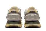 Vista frontal do Onitsuka Tiger Onitsuka Tiger Moage Co Oyster Grey/Feather Grey mostrando biqueira e costuras