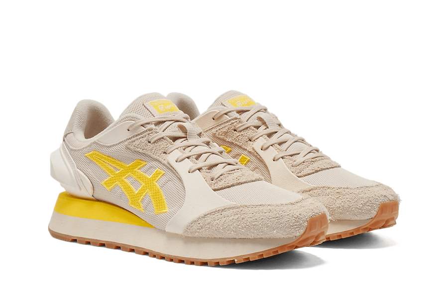 Vista traseira do Onitsuka Tiger Onitsuka Tiger Moage Mineral Beige/Vibrant Yellow mostrando calcanheira e detalhes do solado