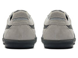 Vista superior do Onitsuka Tiger Onitsuka Tiger Tokuten mostrando abertura, lingueta e cadarços