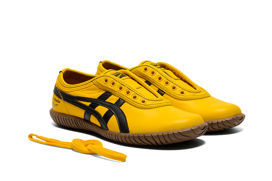 Vista na caixa do Onitsuka Tiger Onitsuka Tiger Tsunahiki Slip-On Sunflower Yellow/Black mostrando embalagem original da marca