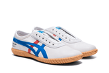 Vista lateral do Onitsuka Tiger Onitsuka Tiger Tsunahiki Slip-On White/Directoire Blue mostrando design do cabedal e logo da marca