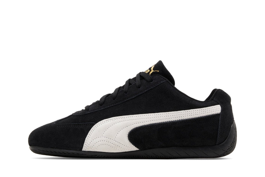Vista lateral do Puma Puma Speedcat Og Black White mostrando design do cabedal e logo da marca