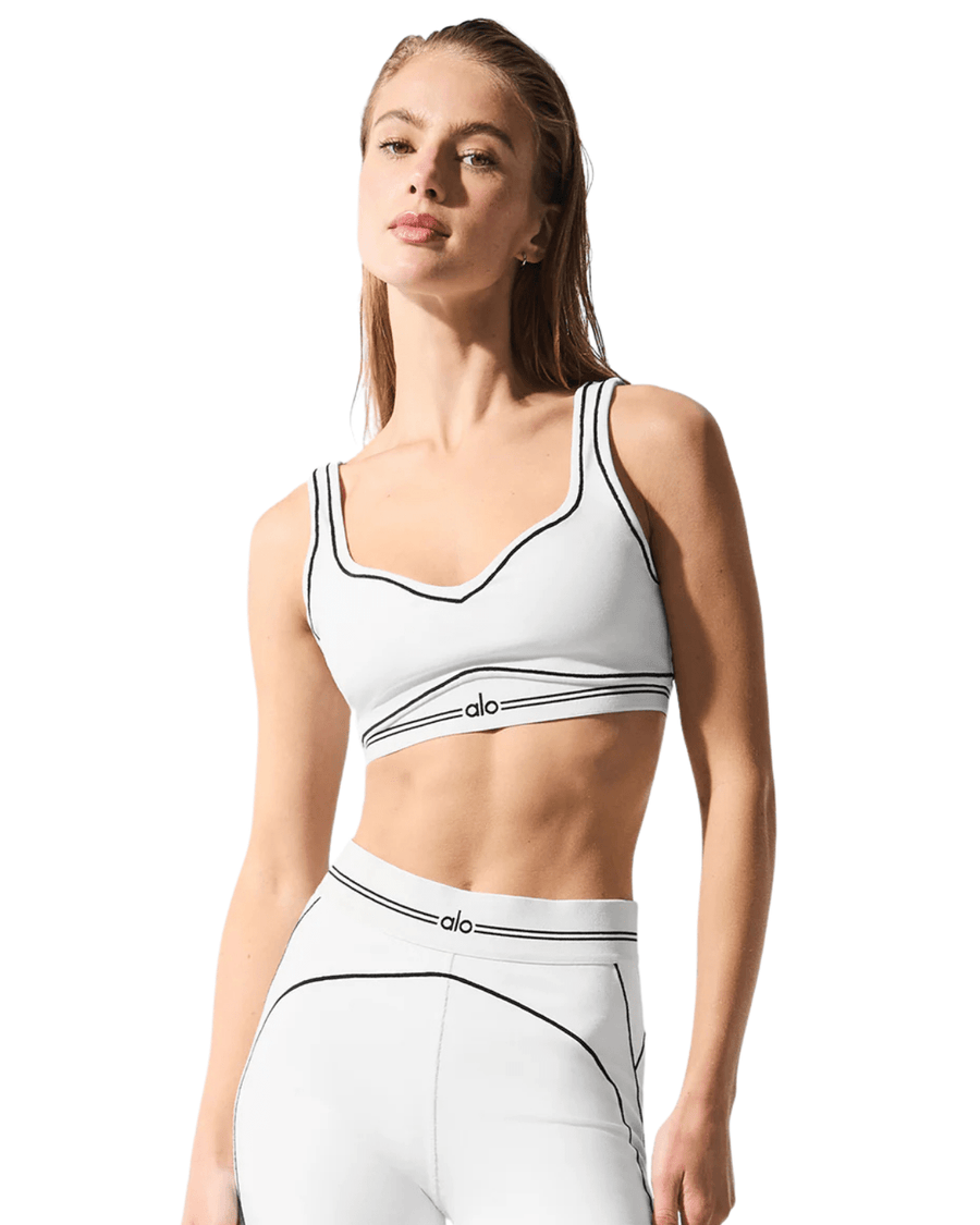 Vista na caixa Top Alo Yoga Airbrush Heart Throb