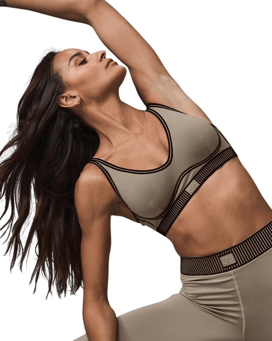 Top Alo Yoga Airlift Line Up Gravel Bege em bege original na LK Sneakers
