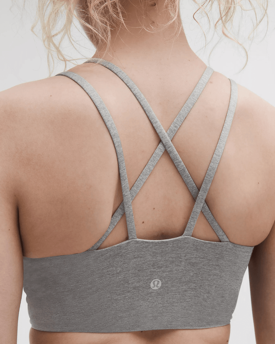Vista frontal Top Lululemon Like a Cloud Longline Light Support, B/C Cup