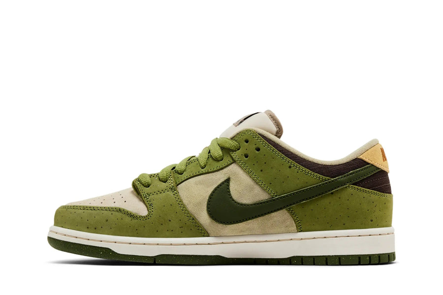 Vista lateral Yuto Horigome x Dunk Low SB Matcha