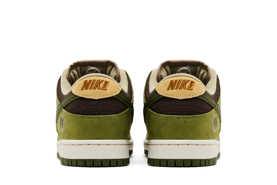 Vista superior Yuto Horigome x Dunk Low SB Matcha
