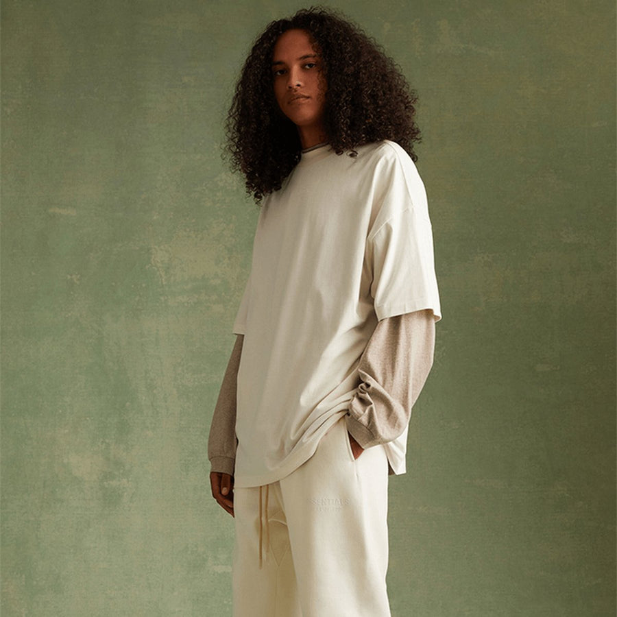 Camiseta Oversized Essentials Fear of God "Cloud Dancer" Branco - Camiseta - LK Sneakers - 