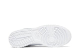 Vista traseira Nike Dunk Low Triple White