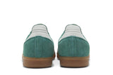 Vista superior do Adidas Adidas Samba Collegiate Green mostrando abertura, lingueta e cadarços