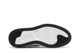 Vista traseira do Jordan Nike Air Jordan 1 Elevate Low Black White mostrando calcanheira e detalhes do solado
