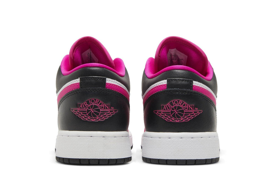 Vista superior do Jordan Nike Air Jordan 1 Low GS Fierce Pink mostrando abertura, lingueta e cadarços