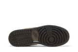 Vista frontal do Jordan Nike Air Jordan 1 Low SE Gs 