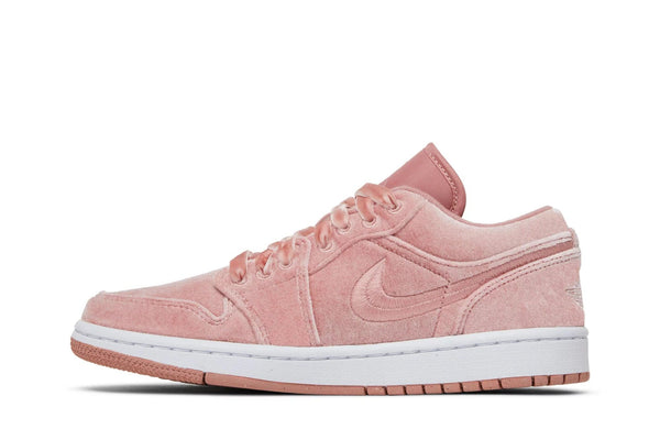 Tênis Nike Air Jordan 1 Low SE Pink Velvet Rosa