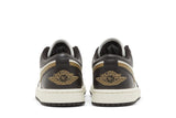 Vista superior do Jordan Nike Air Jordan 1 Low Shadow Brown mostrando abertura, lingueta e cadarços
