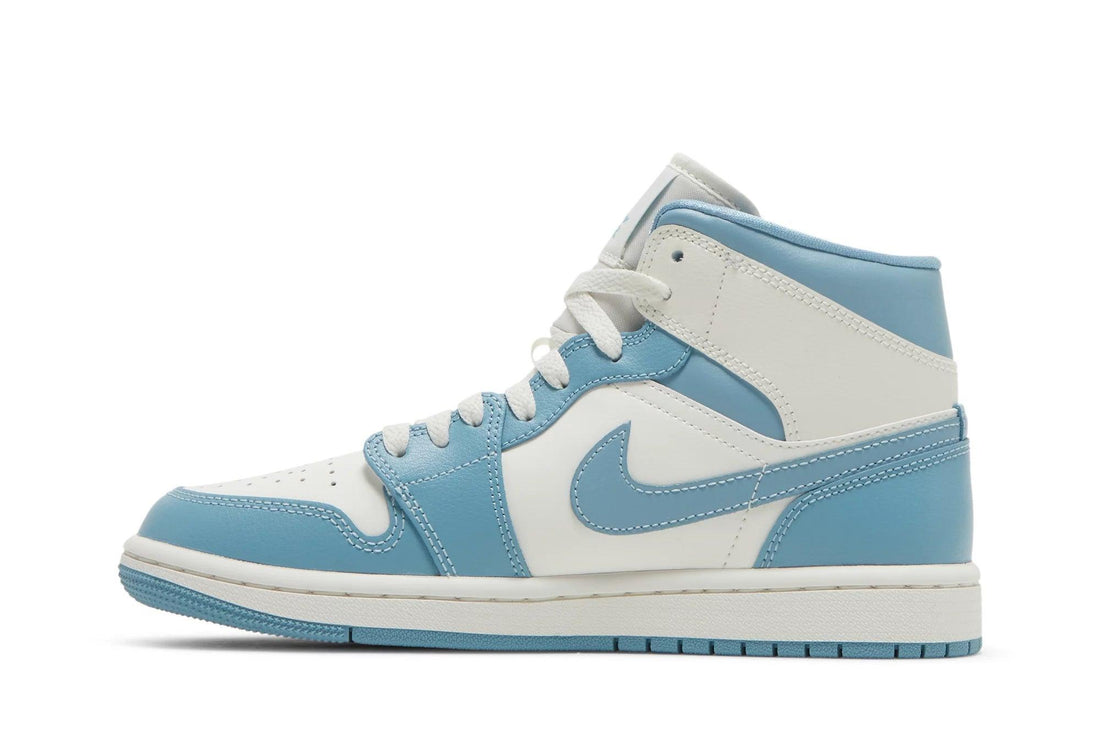 Tênis Air Jordan 1 Mid University Blue (UNC) Azul - LK Sneakers