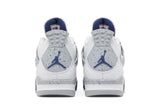 Vista superior do Jordan Nike Air Jordan 4 Midnight Navy Branco/Azul mostrando abertura, lingueta e cadarços