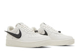 Vista frontal do Nike Ambush x Nike Air Force 1 Low Phantom mostrando biqueira e costuras