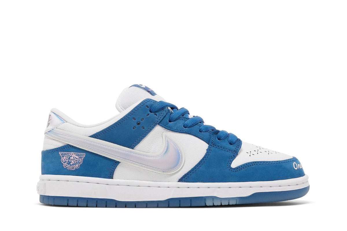 Tênis Born Raised x Nike SB Dunk Low One Block At A Time Azul