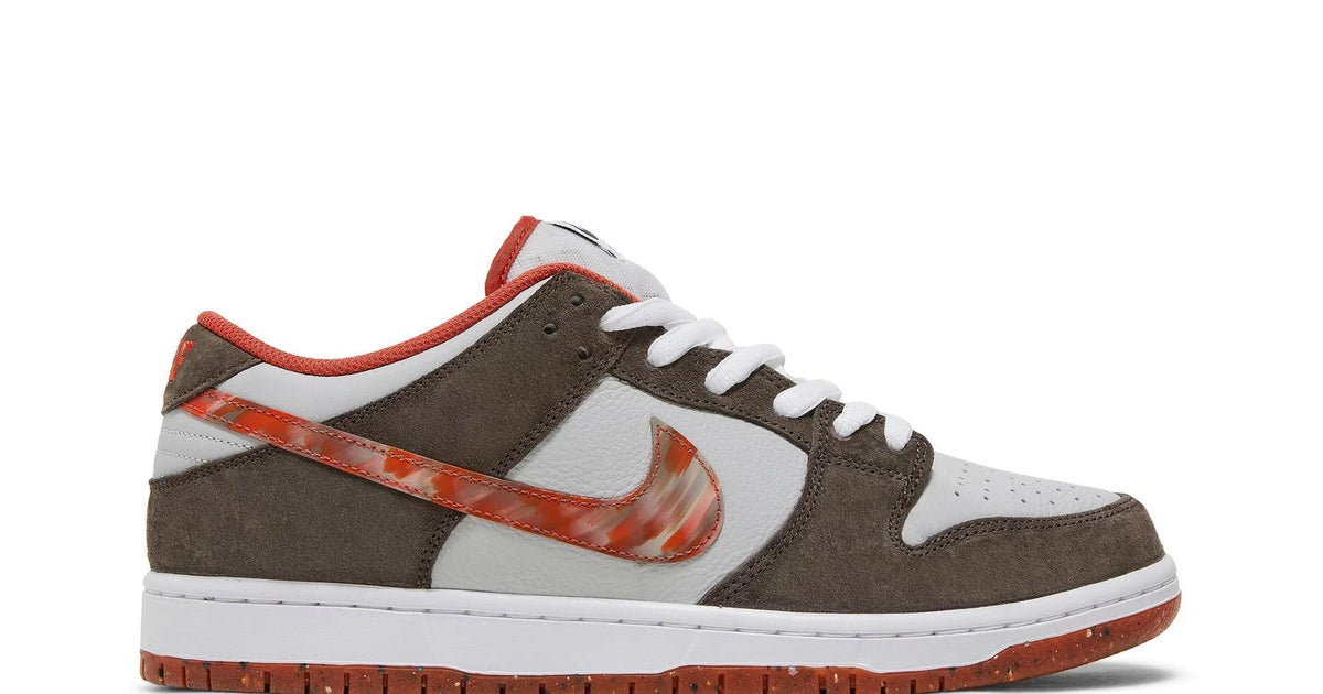 Tênis Crushed D.C. x Nike SB Dunk Low Golden Hour Colorido por R