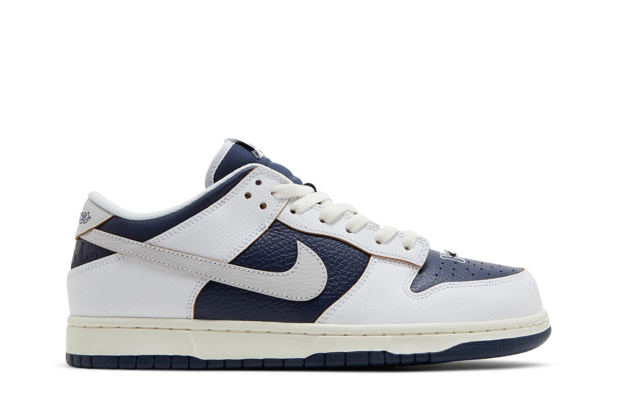 Tênis HUF x Nike SB Dunk Low New York Branco/Azul