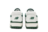 Vista superior do New Balance New Balance 550 White Pine Green Branco/Verde mostrando abertura, lingueta e cadarços