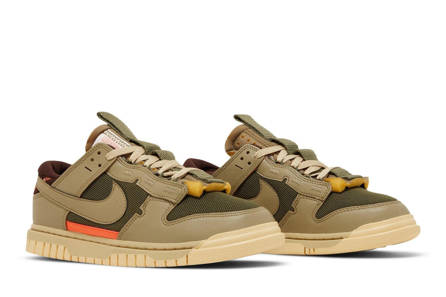 Vista frontal do Nike Nike Air Dunk Jumbo Medium Olive mostrando biqueira e costuras