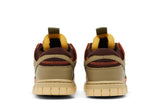 Vista superior do Nike Nike Air Dunk Jumbo Medium Olive mostrando abertura, lingueta e cadarços