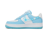 Vista lateral do Nike Nike Air Force 1 Low Nail Art mostrando design do cabedal e logo da marca