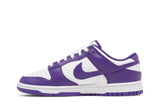 Vista lateral do Nike Nike Dunk Low Championship Court Purple mostrando design do cabedal e logo da marca