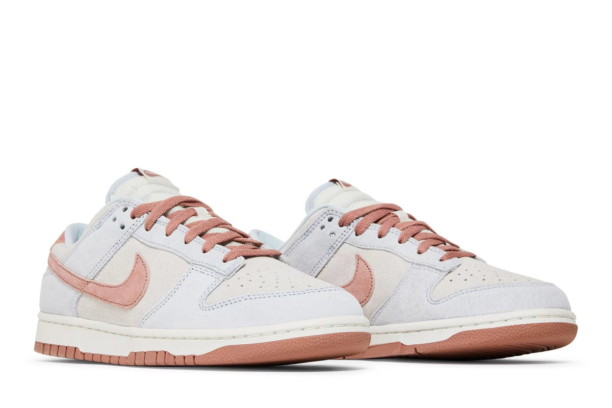 Tênis Nike Dunk Low Fossil Rose Azul/Rosa por R$ 1.399,99 em até