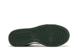 Vista na caixa do Nike Nike Dunk Low Gorge Green Midnight Navy mostrando embalagem original da marca