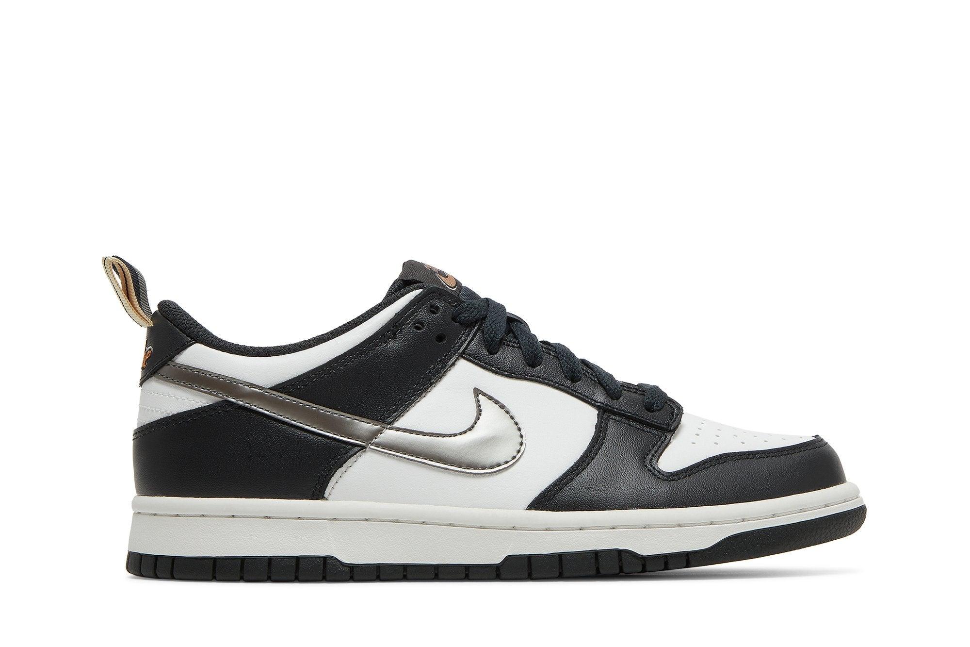 Nike dunk low se hotsell (GS)