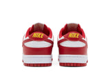 Vista superior do Nike Nike Dunk Low Gym Red mostrando abertura, lingueta e cadarços