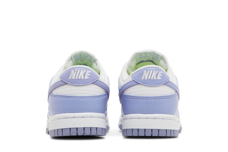 Vista superior do Nike Nike Dunk Low Next Nature Lilac mostrando abertura, lingueta e cadarços